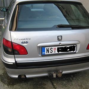 Peugeot 406 